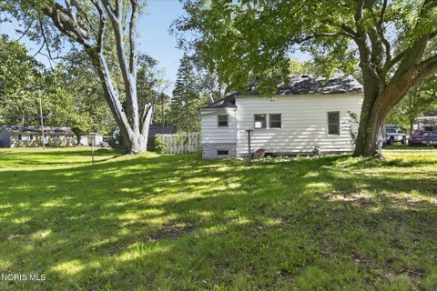 Tiny photo for 251 Stillwater Drive, Toledo, OH 43615 (MLS # 10014625)