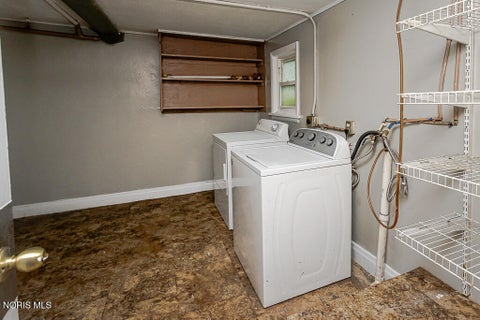 Tiny photo for 5435 Douglas Road, Toledo, OH 43613 (MLS # 10011991)