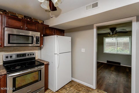 Tiny photo for 5435 Douglas Road, Toledo, OH 43613 (MLS # 10011991)