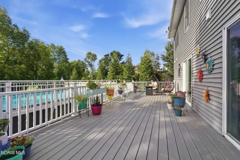 Tiny photo for 731 W Front Street, Pemberville, OH 43450 (MLS # 10013277)