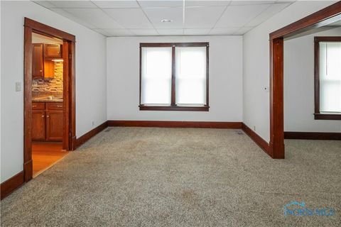 Tiny photo for 1515 E 3rd Street, Port Clinton, OH 43452 (MLS # 10007284)
