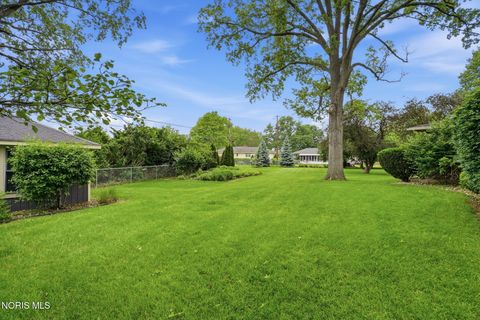 Tiny photo for 65 Lincoln Road, Tiffin, OH 44883 (MLS # 10008171)
