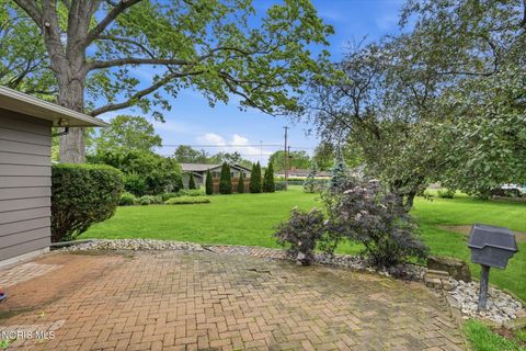 Tiny photo for 65 Lincoln Road, Tiffin, OH 44883 (MLS # 10008171)