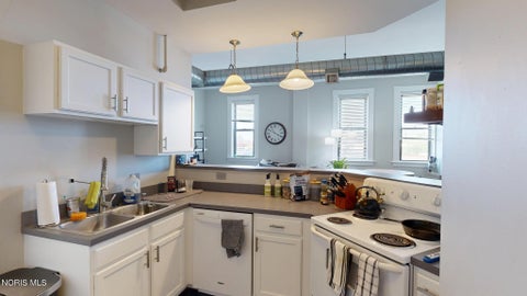 Tiny photo for 44 S St Clair Street #Apt 11, Toledo, OH 43604 (MLS # 10011348)