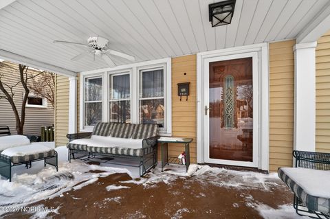 Tiny photo for 2239 Eastbrook Drive, Toledo, OH 43613 (MLS # 10003675)