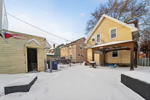 Tiny photo for 2239 Eastbrook Drive, Toledo, OH 43613 (MLS # 10003675)