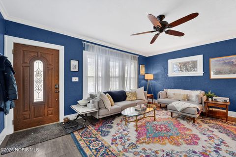 Tiny photo for 2239 Eastbrook Drive, Toledo, OH 43613 (MLS # 10003675)