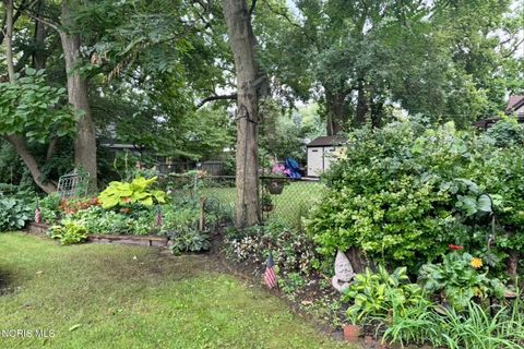 Tiny photo for 7159 Railroad Street, Holland, OH 43528 (MLS # 10005670)