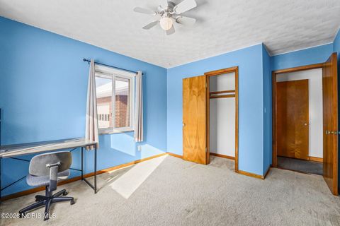 Tiny photo for 2649 Luverne Avenue, Oregon, OH 43616 (MLS # 10003556)