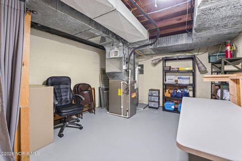 Tiny photo for 2649 Luverne Avenue, Oregon, OH 43616 (MLS # 10003556)