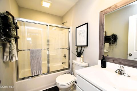 Tiny photo for 2117 Sunset Creek Drive, Toledo, OH 43615 (MLS # 10006587)