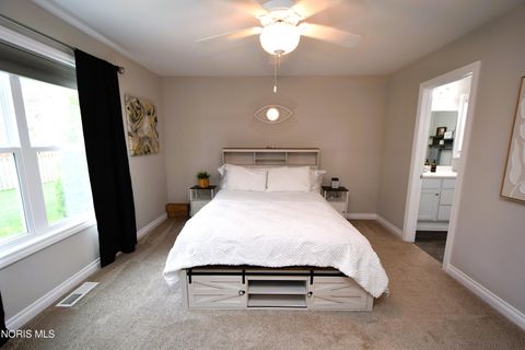 Tiny photo for 2117 Sunset Creek Drive, Toledo, OH 43615 (MLS # 10006587)