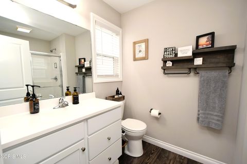 Tiny photo for 2117 Sunset Creek Drive, Toledo, OH 43615 (MLS # 10006587)