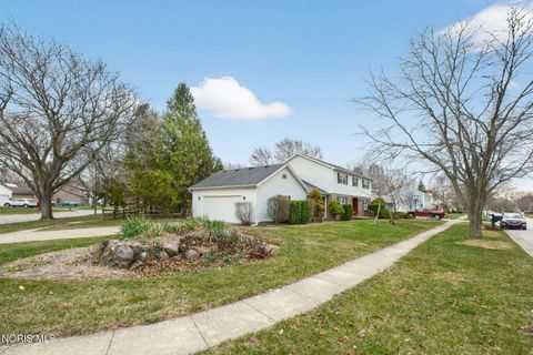Tiny photo for 734 Mckinley Drive, Bowling Green, OH 43402 (MLS # 10005249)