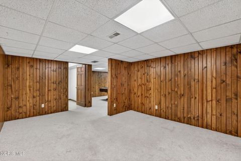 Tiny photo for 734 Mckinley Drive, Bowling Green, OH 43402 (MLS # 10005249)