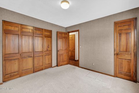 Tiny photo for 734 Mckinley Drive, Bowling Green, OH 43402 (MLS # 10005249)