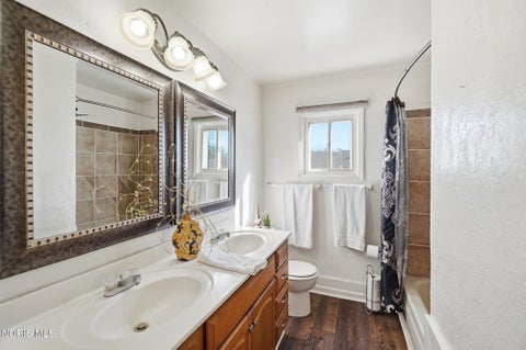 Tiny photo for 1701 Brierheath Avenue, Toledo, OH 43614 (MLS # 10014511)