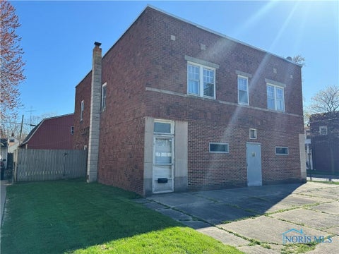 Tiny photo for 502 E Hudson Street, Toledo, OH 43608 (MLS # 10014816)