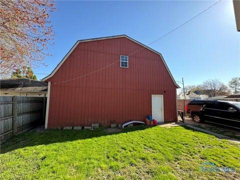 Tiny photo for 502 E Hudson Street, Toledo, OH 43608 (MLS # 10014816)