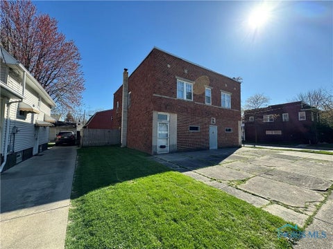 Tiny photo for 502 E Hudson Street, Toledo, OH 43608 (MLS # 10014816)