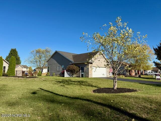Findlay, Ohio 45840, United States, 3 Bedrooms Bedrooms, ,2 BathroomsBathrooms,Residential,Active,235795