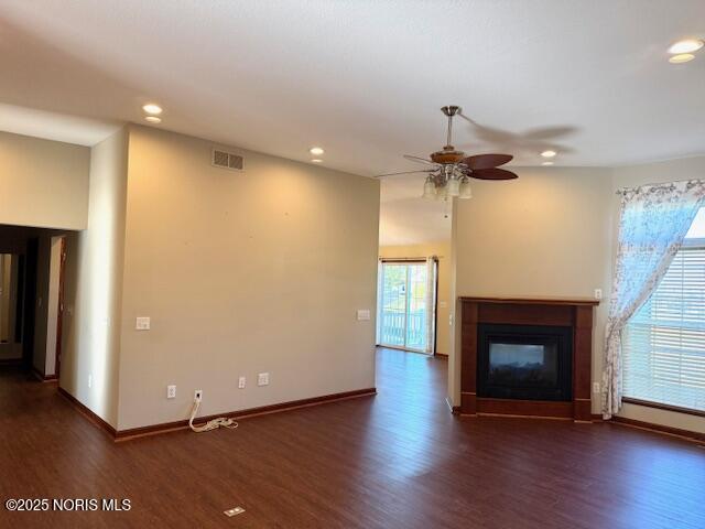 Findlay, Ohio 45840, United States, 3 Bedrooms Bedrooms, ,2 BathroomsBathrooms,Residential,Active,235795