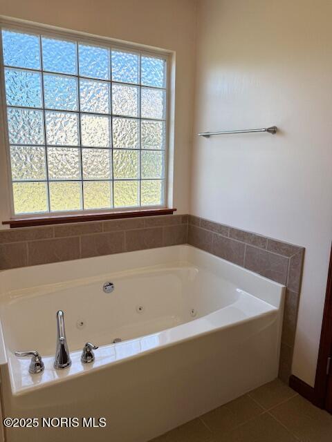 Findlay, Ohio 45840, United States, 3 Bedrooms Bedrooms, ,2 BathroomsBathrooms,Residential,Active,235795