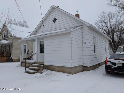 Tiny photo for 607 E Elm Street, Wauseon, OH 43567 (MLS # 10002619)
