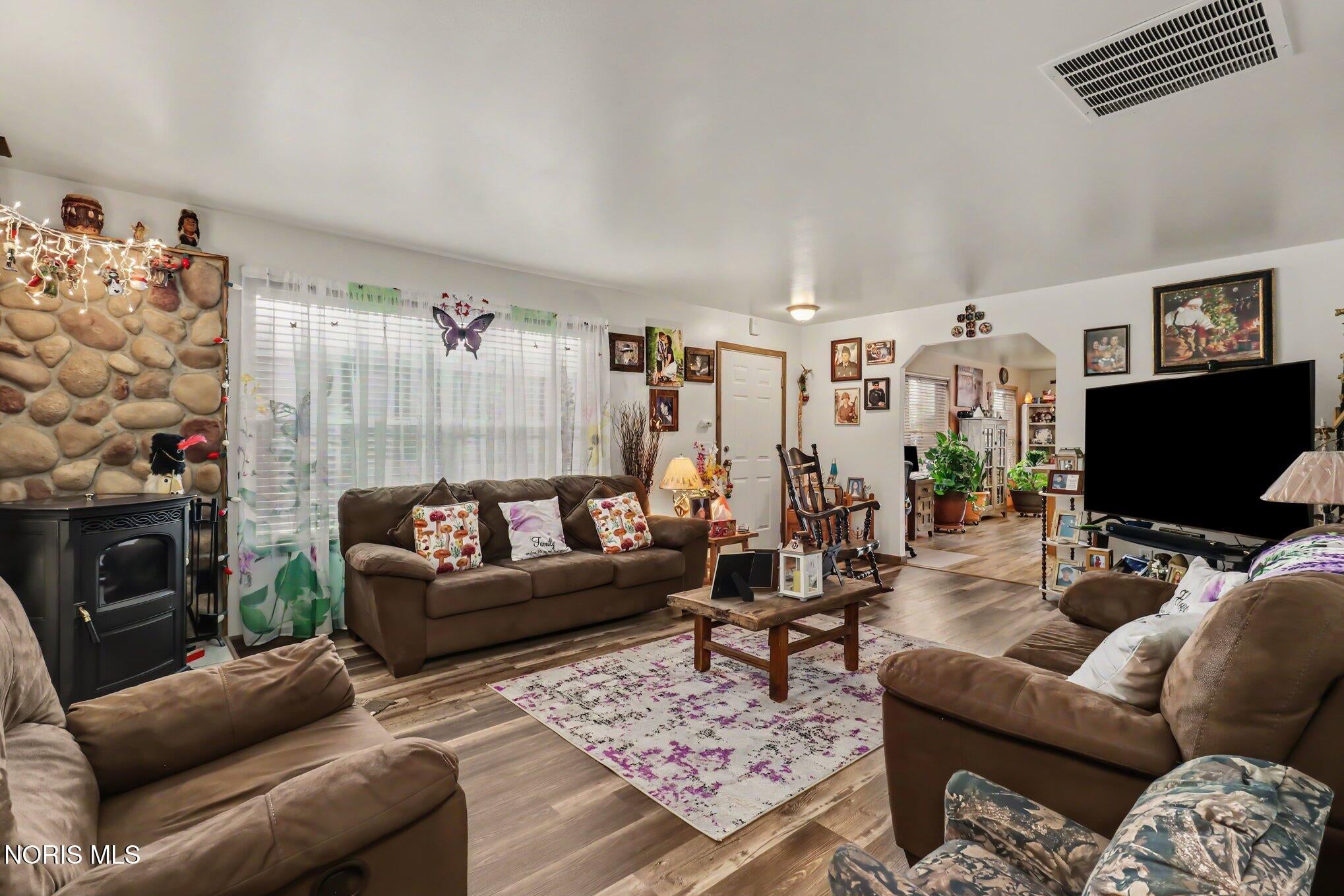 17521 County Rd 11-50