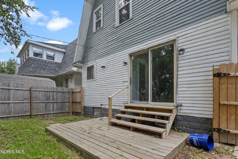Tiny photo for 632 Nicholas Street, Toledo, OH 43609 (MLS # 10010233)