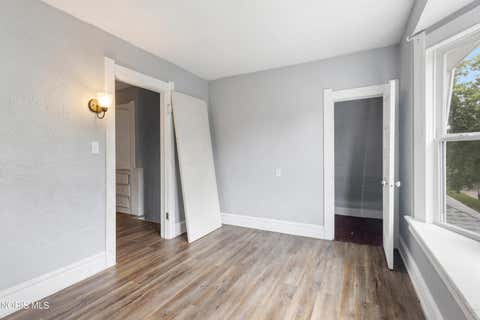 Tiny photo for 632 Nicholas Street, Toledo, OH 43609 (MLS # 10010233)