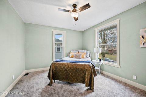 Tiny photo for 1113 Hurd Avenue, Findlay, OH 45840 (MLS # 10003046)