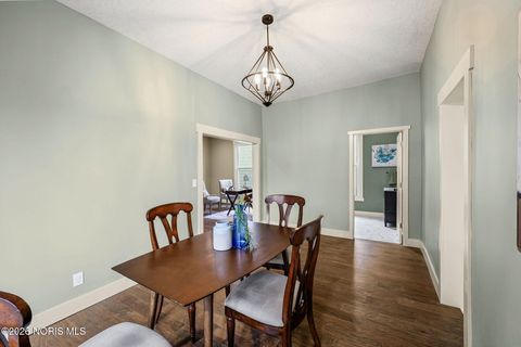 Tiny photo for 1113 Hurd Avenue, Findlay, OH 45840 (MLS # 10003046)