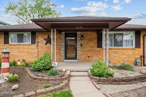 Tiny photo for 5439 Ketukkee Trail, Toledo, OH 43611 (MLS # 10006848)