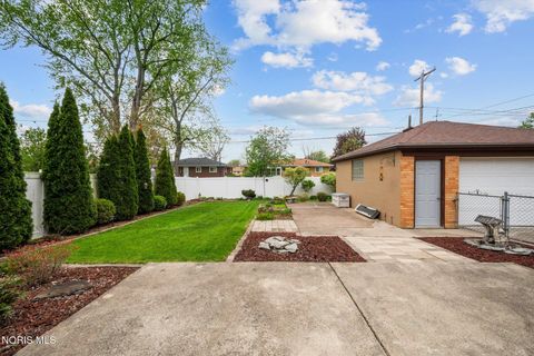 Tiny photo for 5439 Ketukkee Trail, Toledo, OH 43611 (MLS # 10006848)