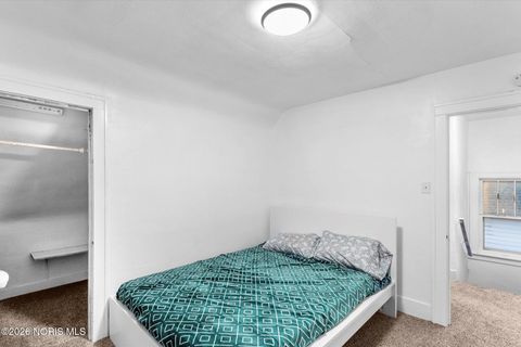 Tiny photo for 1805 Oakwood Avenue, Toledo, OH 43607 (MLS # 10010211)