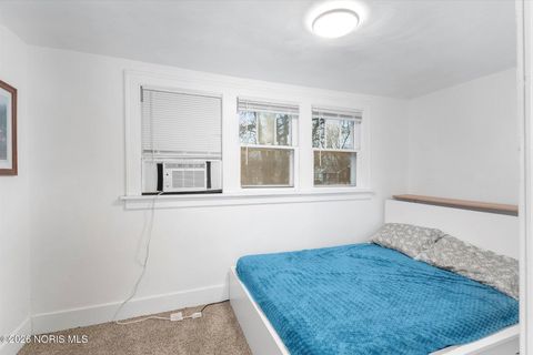 Tiny photo for 1805 Oakwood Avenue, Toledo, OH 43607 (MLS # 10010211)