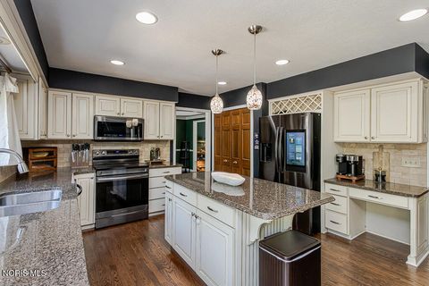 Tiny photo for 5665 Fox Hollow Court, Sylvania, OH 43560 (MLS # 10008003)