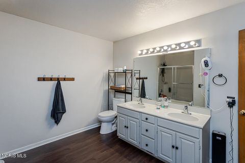 Tiny photo for 5665 Fox Hollow Court, Sylvania, OH 43560 (MLS # 10008003)