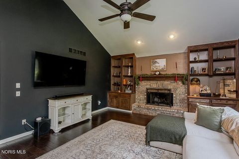 Tiny photo for 5665 Fox Hollow Court, Sylvania, OH 43560 (MLS # 10008003)