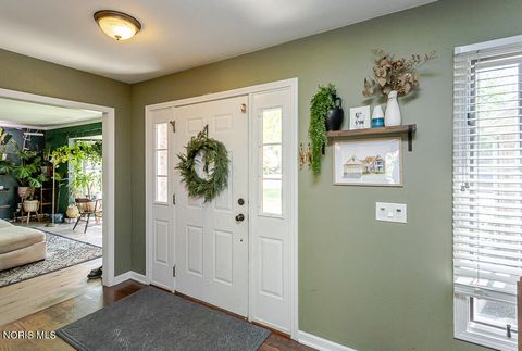 Tiny photo for 5665 Fox Hollow Court, Sylvania, OH 43560 (MLS # 10008003)