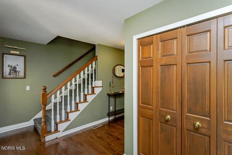 Tiny photo for 5665 Fox Hollow Court, Sylvania, OH 43560 (MLS # 10008003)