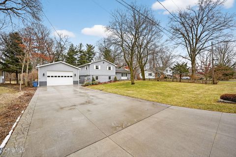 Tiny photo for 5924 Brookson Road, Sylvania, OH 43560 (MLS # 10004946)
