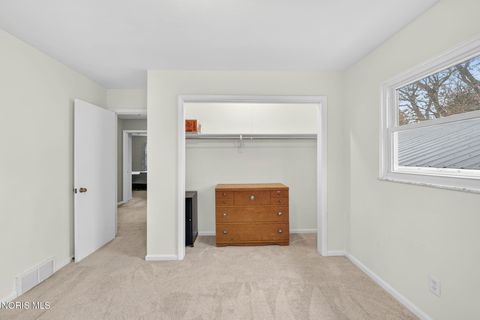 Tiny photo for 5924 Brookson Road, Sylvania, OH 43560 (MLS # 10004946)