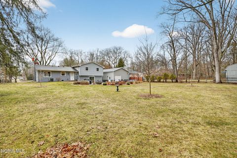 Tiny photo for 5924 Brookson Road, Sylvania, OH 43560 (MLS # 10004946)