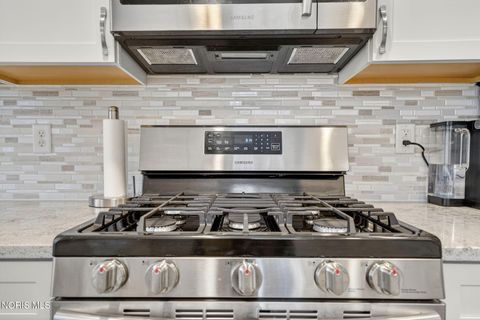 Tiny photo for 5924 Brookson Road, Sylvania, OH 43560 (MLS # 10004946)