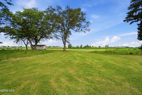 Tiny photo for 14511 Dirlam Road, Bowling Green, OH 43402 (MLS # 10009389)