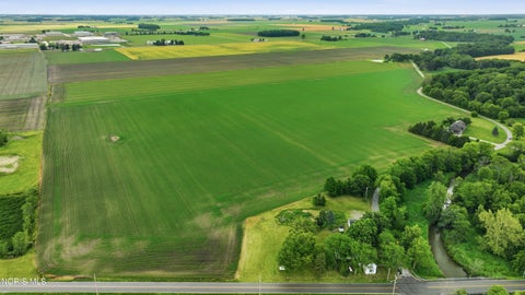 Tiny photo for 14511 Dirlam Road, Bowling Green, OH 43402 (MLS # 10009389)