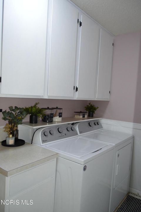 Tiny photo for 324 W Yates Avenue, Findlay, OH 45840 (MLS # 10008113)