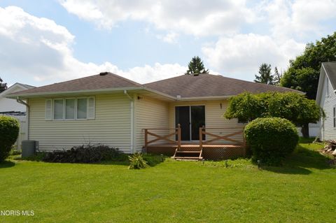 Tiny photo for 324 W Yates Avenue, Findlay, OH 45840 (MLS # 10008113)